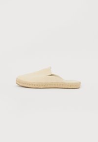 SANTIAGO - Mules - beige