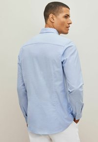 Next STRETCH OXFORD STANDARD - Cămașă - light blue