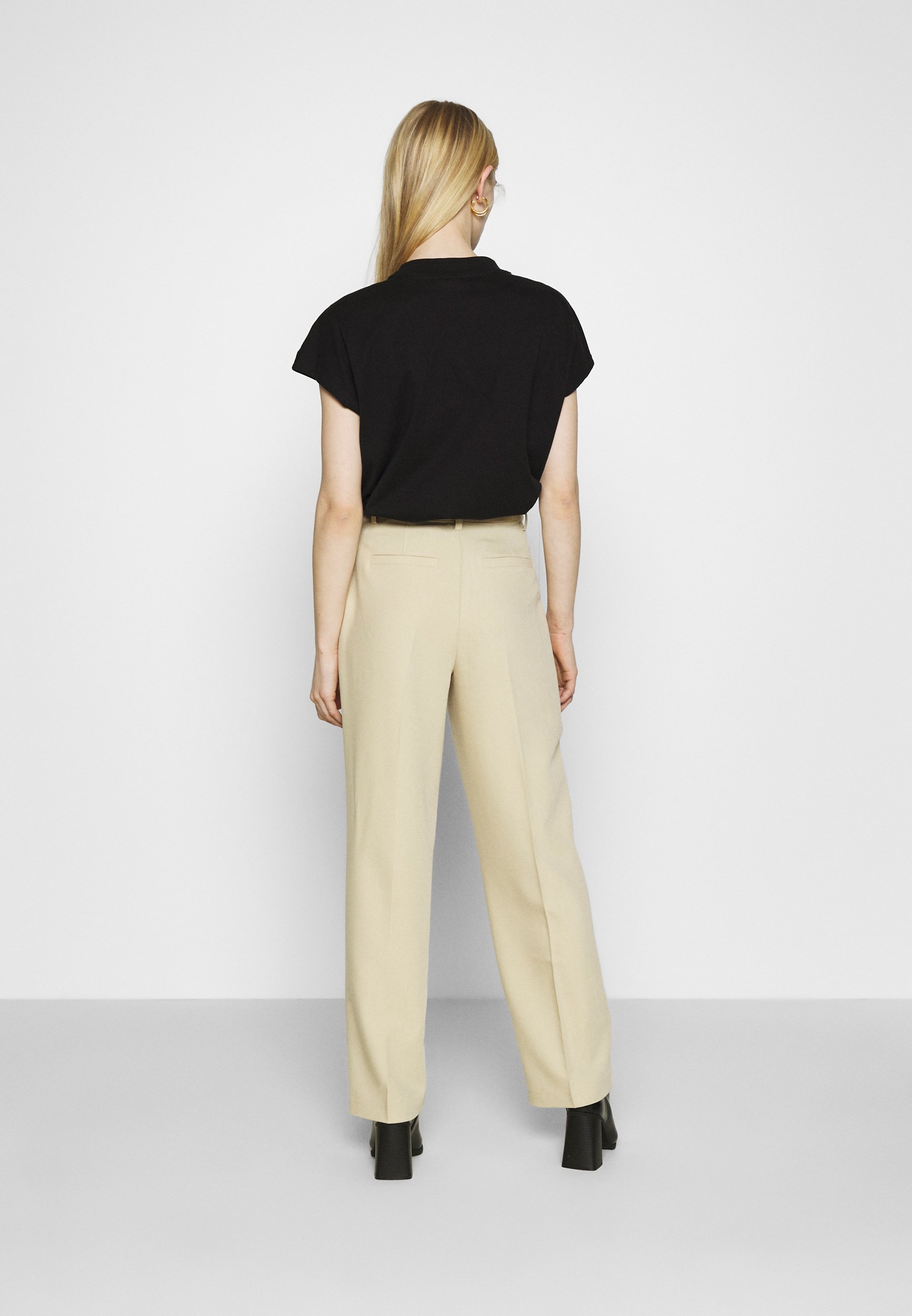 SUIT PANTS - Trousers - beige 