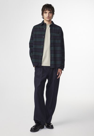 NN.07 ADWIN - Skjorter - green check