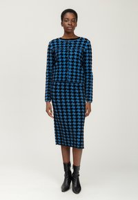 INFLUENCER Cardigan - capri