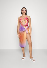 Pieces PCBANINNA SARONG - Complementos de playa - purple