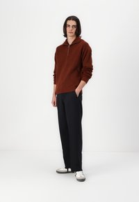 Abercrombie & Fitch Baggy Trouser - Bukser - casual black