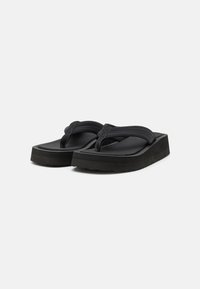 Even&Odd Wide Fit Sandalai su T formos dirželiu - black