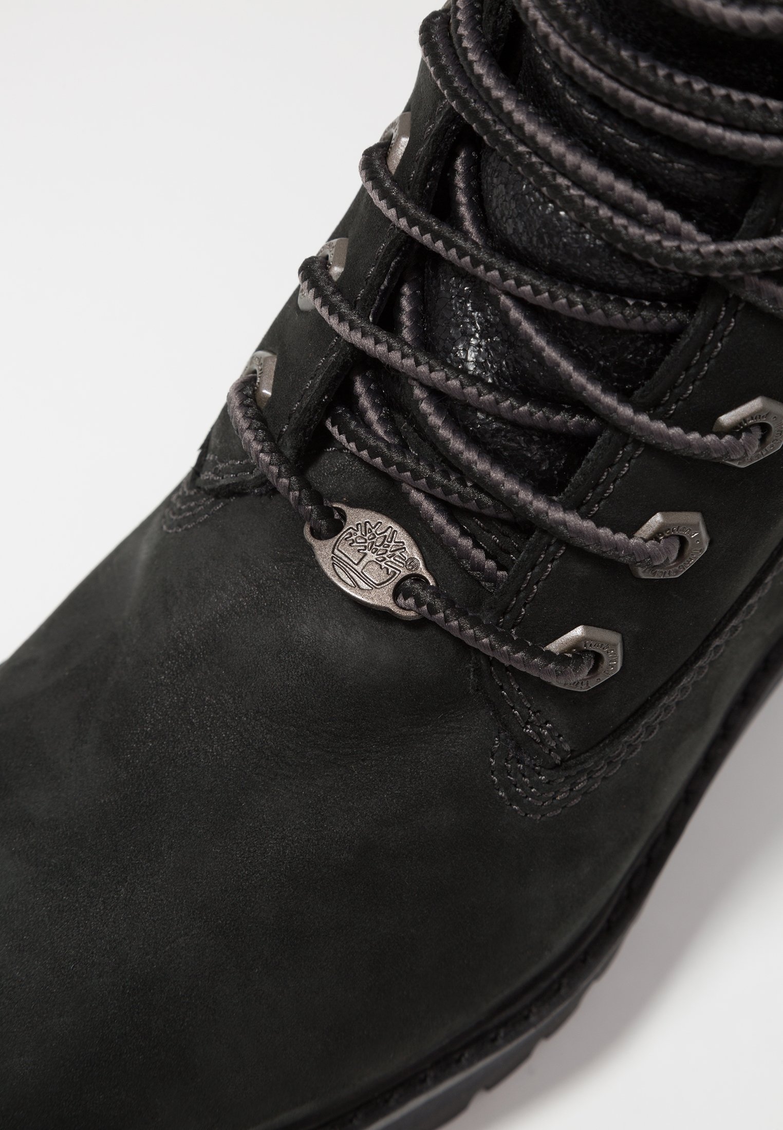 timberland courmayeur valley lace up black