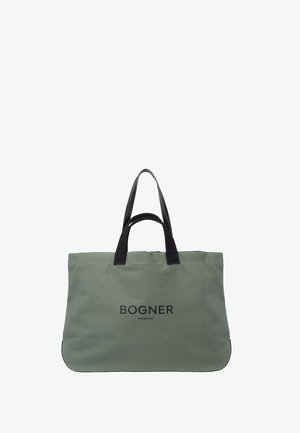 Bolso tote grande de color verde oliva con asas negras y el logo "BOGNER MUNICH" impreso en negro en el centro delantero.