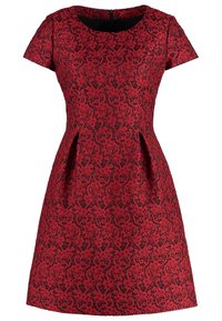 Robe courte à manches courtes en dentelle rouge, longueur genou, motif floral, encolure ronde, taille cintrée et fermeture éclair au dos.