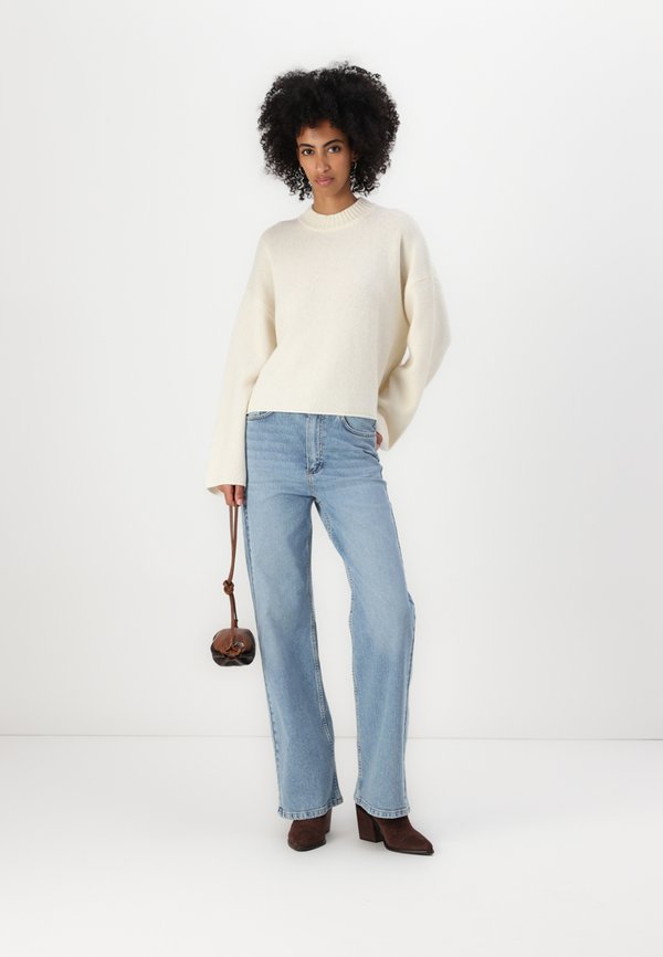 FELICE - Jumper - ivory shade3