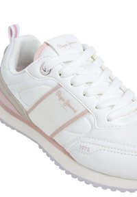 Pepe Jeans Sportbačiai - off white