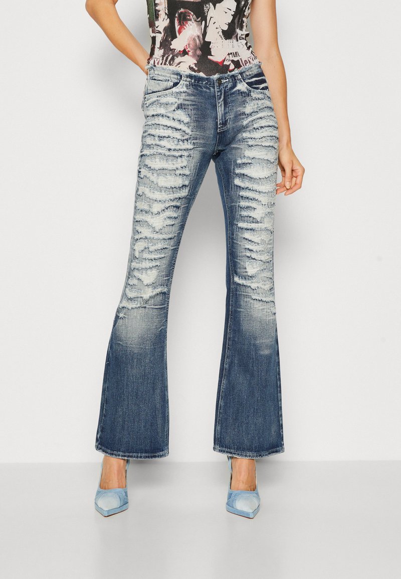 Jaded London SCRATCHY LOW RISE - Flared Jeans - blue/blauw - Zalando.nl