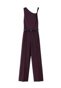 Mono sin mangas burdeos con un solo hombro, ceñido con un cinturón negro. Presenta piernas anchas y una tela lisa y texturizada.