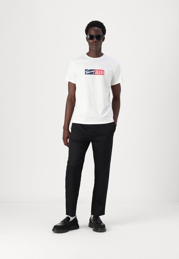 SLIM ENTRY GRAPHIC TEE - Print T-shirt - ecru4