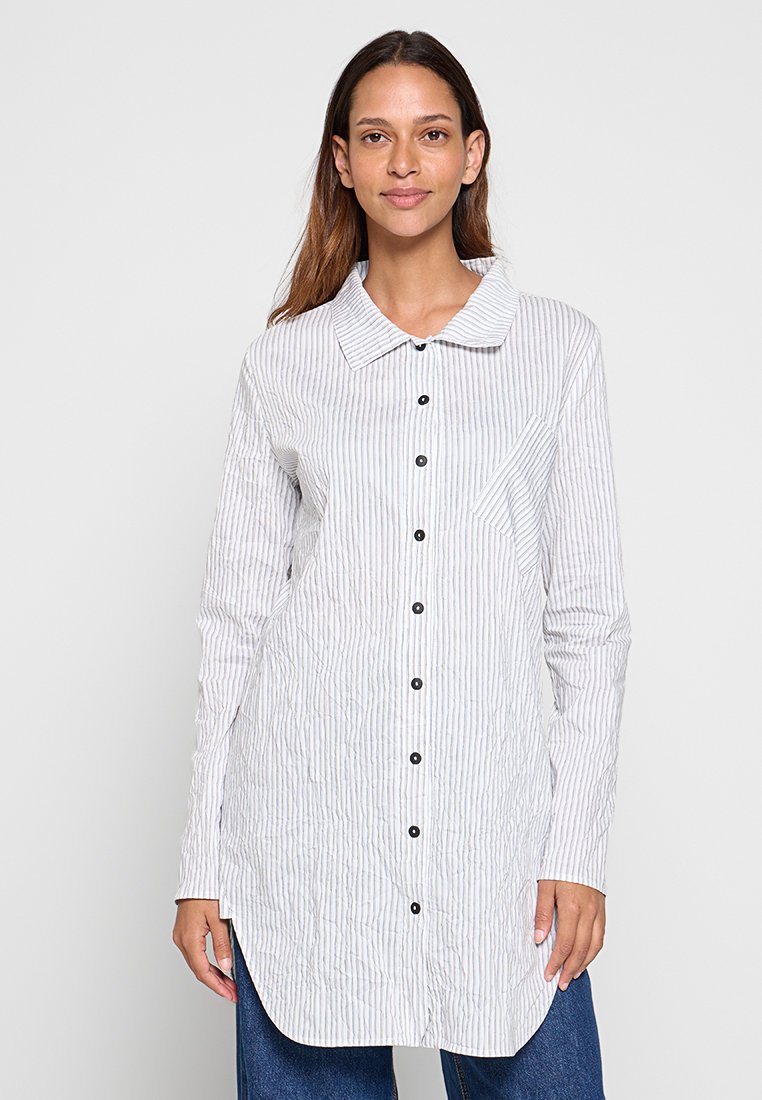 Sarah Pacini Overhemdblouse zwart