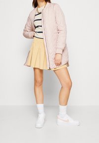 ONLY Strickpullover - beige