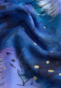 Non sélectionné, blue unicorn swirly