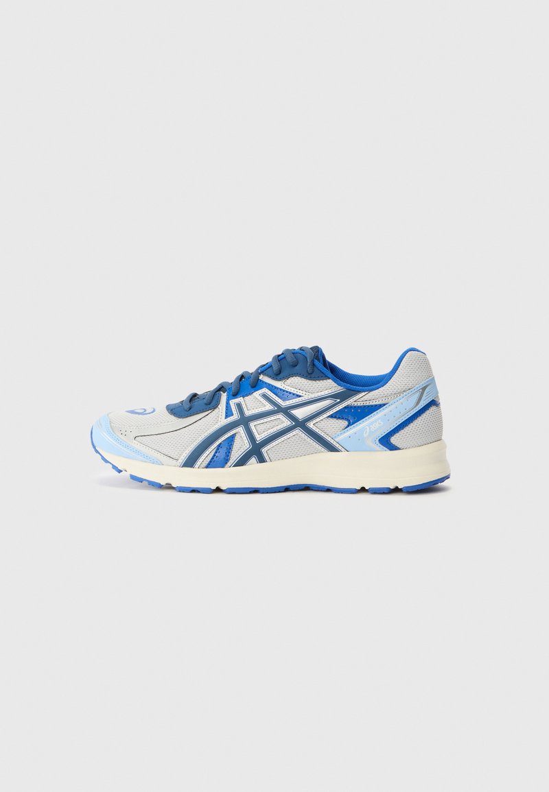ASICS SportStyle - JOG 100S UNISEX - Trainers - cloud grey/independence blue, Enlarge