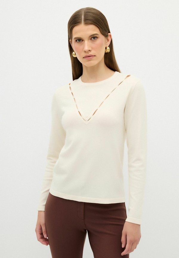 CUT-OUT DETAILED - Strickpullover - vanilla d