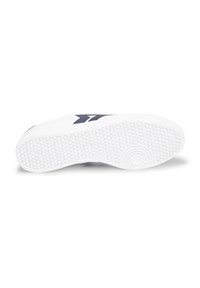 Sole di sneaker bianca con un motivo testurizzato per la presa, caratterizzata da un accento di design blu navy e dettagli circolari vicino al tallone.