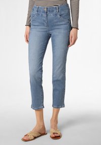 Unselected, bleached