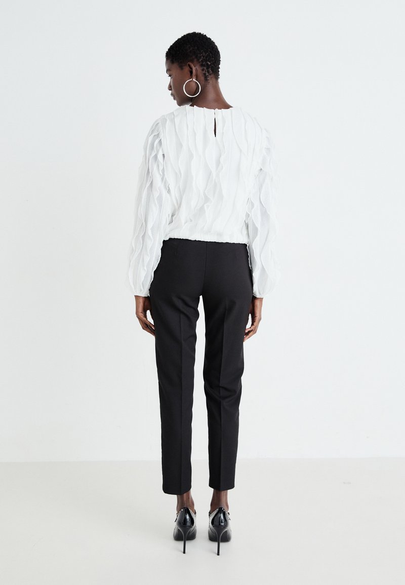 VERO MODA Vmnila MW Pantaloni Affusolati In Tessuto - Donna - Moda Sostenibile In Poliestere Riciclato - 2