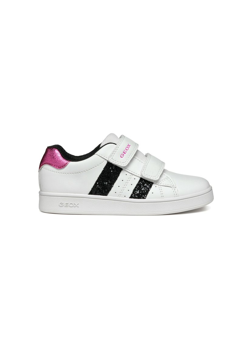Sneakers bianchi con strisce di glitter nero, tacco metallizzato rosa e strap in velcro. Realizzati in materiale sintetico, presentano una superficie testurizzata.