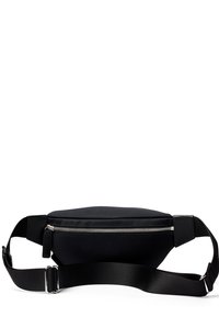 Czarna, nylonowa nerka z zamykaną na zamek przegródką, regulowanym paskiem i gładką fakturą; cechuje się minimalistycznym designem i smukłym kształtem.