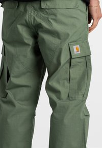 Carhartt WIP REGULAR  - Pantaloni cargo - park rinsed