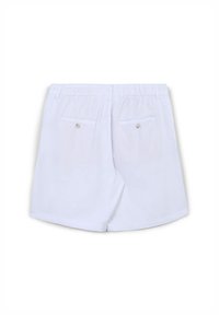 Weiße Shorts mit einem elastischen Bund, ausgestattet mit zwei Gesäßtaschen mit Knöpfen und einer glatten Textur. Schlichtes Design ohne Muster.
