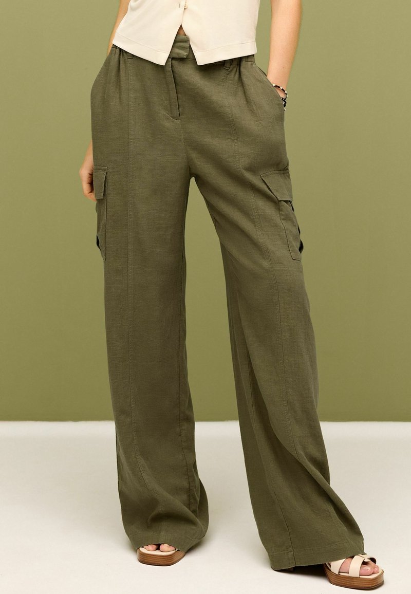 Next REGULAR FIT zielony