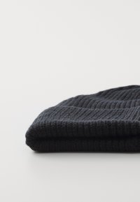 Calvin Klein BEANIE & HEADBAND SET - Čelenka - black