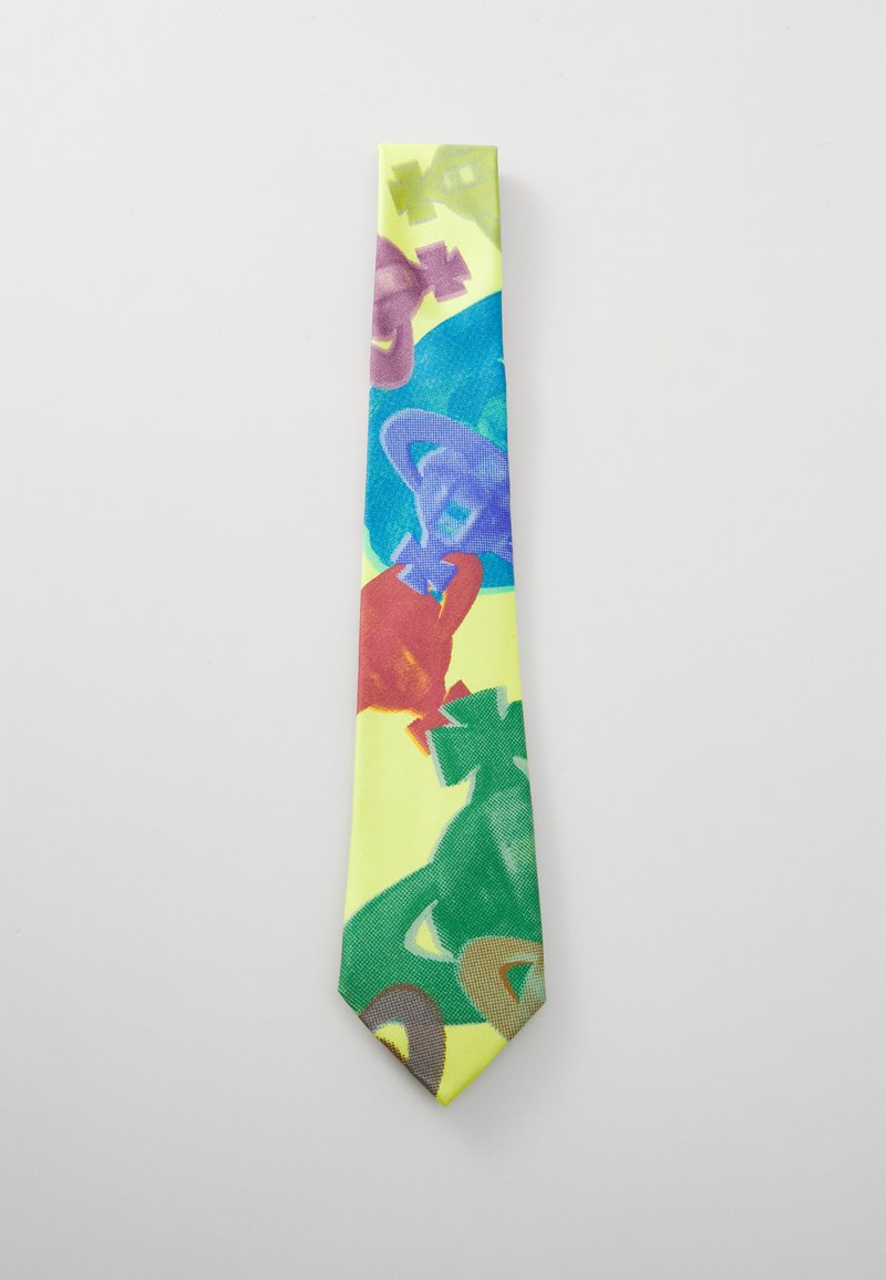 Cravatta gialla neon con forme astratte colorate in rosso, blu, verde e viola, con una texture liscia e design a punta.