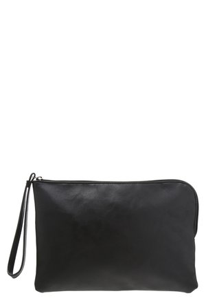 Clutches - black