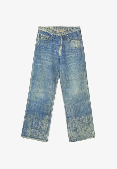 Valkoiset farkut leveillä lahkeilla, joissa on vaaleansinisestä keski-siniseen sävyyn liukuva väri, hienovaraisia tekstuurimuutoksia ja klassinen viisi-taskuinen muotoilu. Haalistuneita alueita kauttaaltaan.