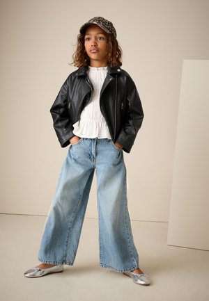 Next Imitatieleren jas - black