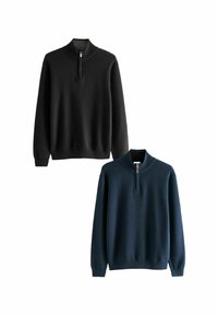 Zwei Quarter-Zip Sweatshirts: eines in Schwarz, das andere in Marineblau. Weicher Stoff, lange Ärmel, gerippte Bündchen und Saum, mit einem kontrastierenden Reißverschlussdetail.
