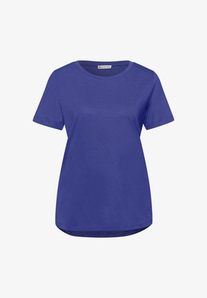 Prosty t-shirt z krótkim rękawem i okrągłym dekoltem w jednolitym królewskim niebieskim kolorze, z lekko zaokrąglonym dołem, prezentowany na białym tle.