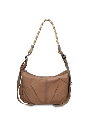 Sac bandoulière rectangulaire marron avec fermeture éclair sur le dessus, bretelles ajustables et poignée en corde à motifs.