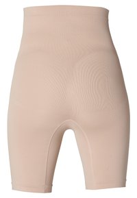 Beige højtaljede formende shorts lavet af strækbart stof, der har en glat tekstur, knælang længde og en tætsiddende pasform for støtte.