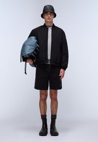 Thumbnail Image 2