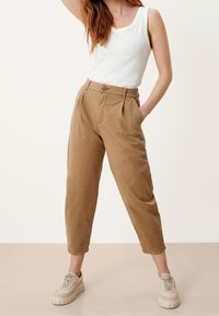 s.Oliver Tygbyxor - light brown