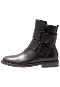 Kennel + Schmenger Botines camperos - black
