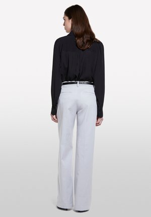 Sisley, UNITED COLORS OF BENETTON  - Chemisier - black