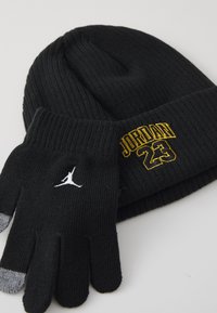 Jordan JAN BEANIE UNISEX SET - Kesztyűk - black/gold