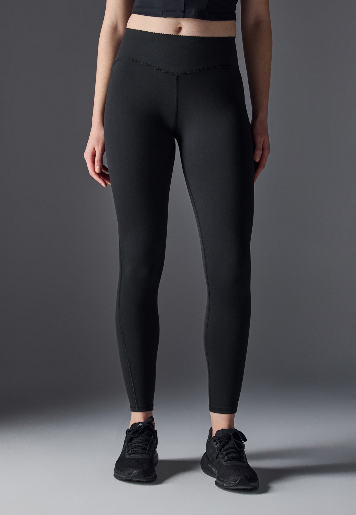 FULL LENGTH HIGH RISE LEGGINGS
