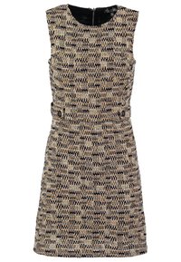 Vestido sin mangas hasta la rodilla con patrón de zigzag en negro, beige y marrón, escote redondo, detalles con hebilla lateral y cierre de cremallera trasera.