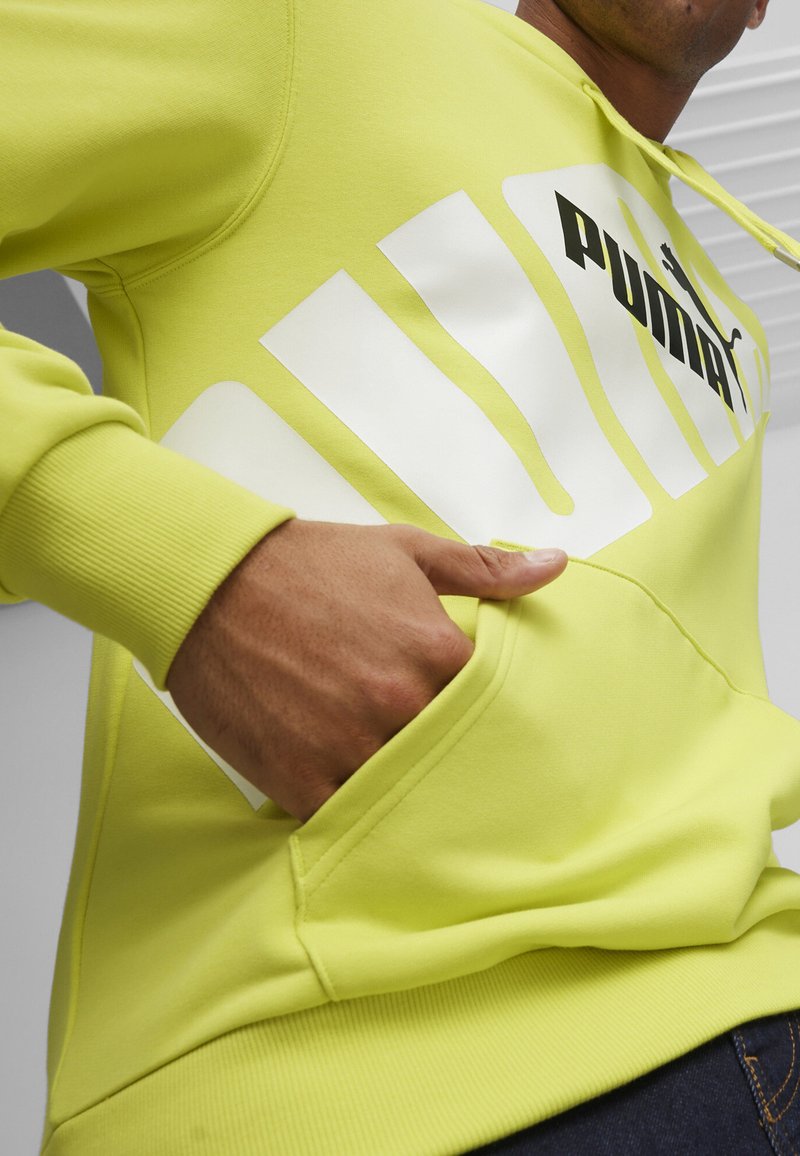 Puma POWER GRAPHIC - Jersey con capucha - lime sheen
