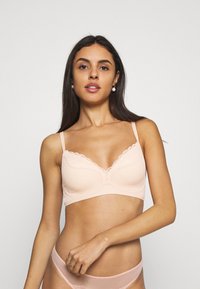 Triumph - FIT SMART - Reggiseno a triangolo - light brown Immagine in miniatura 1