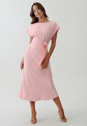 Dienas kleita - pale pink