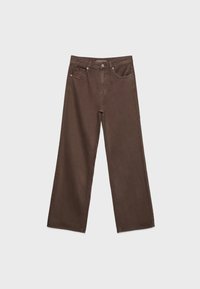 Jean marron à jambes larges avec bouton frontal et fermeture éclair, design à cinq poches, posé à plat sur un fond clair.