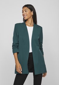 VILA - VIHER  - Blazer - ponderosa pine Thumbnail Image 1